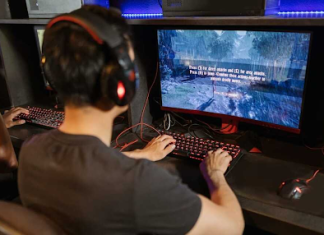 What online games can you compete with a friend friend