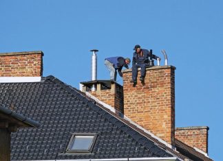 Chimney Repair Near Me: What Homeowners Should Know Before Hiring a Professional